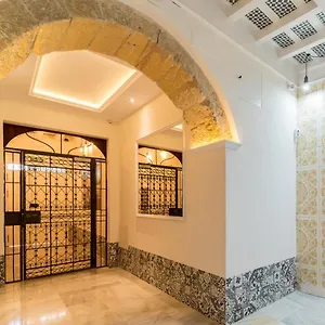 apartamento-entrecatedrales-2.hotelsincadiz.net/